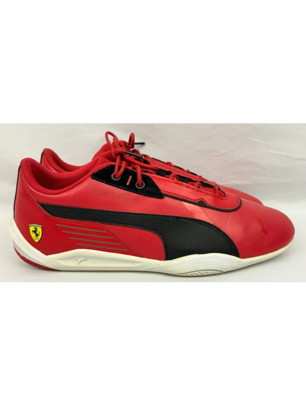 PUMA Scuderia Ferrari X R Cat Machina Rosso Corsa Men's Sz 9.5 Shoes 306865-03